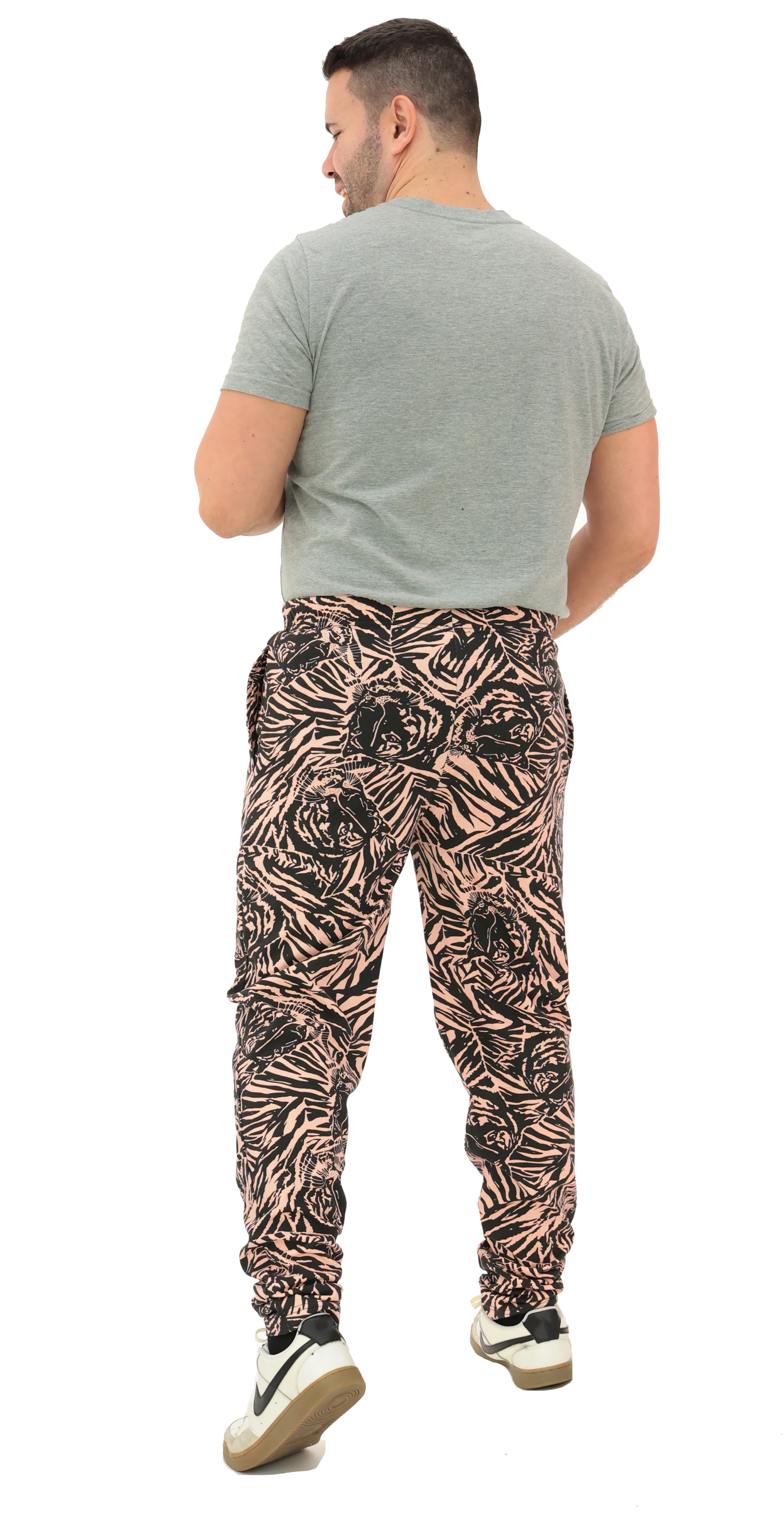Zubaz Adult Unisex Z88 Tiger Pants, Light Pink/Black - Image 3