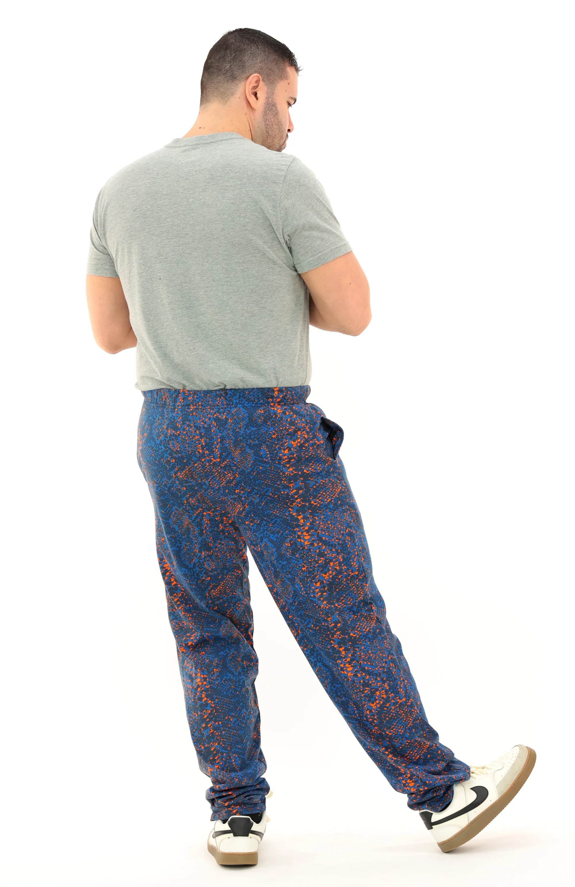 Zubaz NFL Adult Unisex Z88 Embroidered Post Pattern Pant, Chicago Bears, X-Small - Image 9