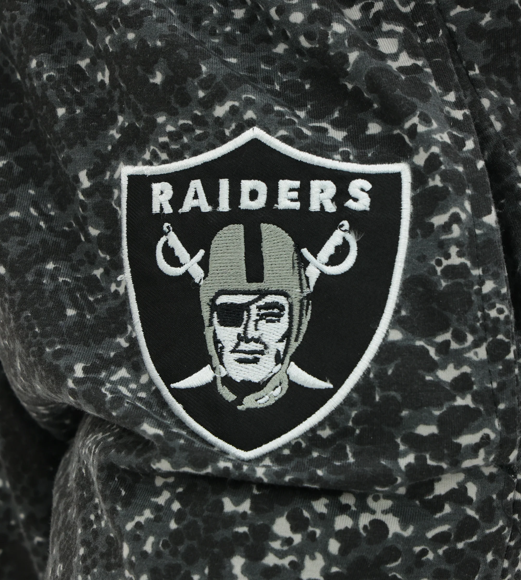 Zubaz NFL Adult Unisex Z88 Embroidered Post Pattern Pant, Las Vegas Raiders, X-Small - Image 6