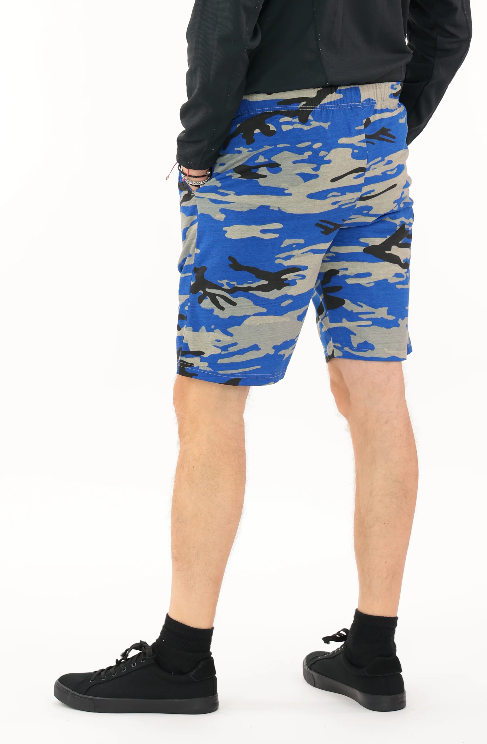 Zubaz NFL Adult Unisex Z88 Embroidered Alt Camo Shorts, Indianapolis Colts - Image 5
