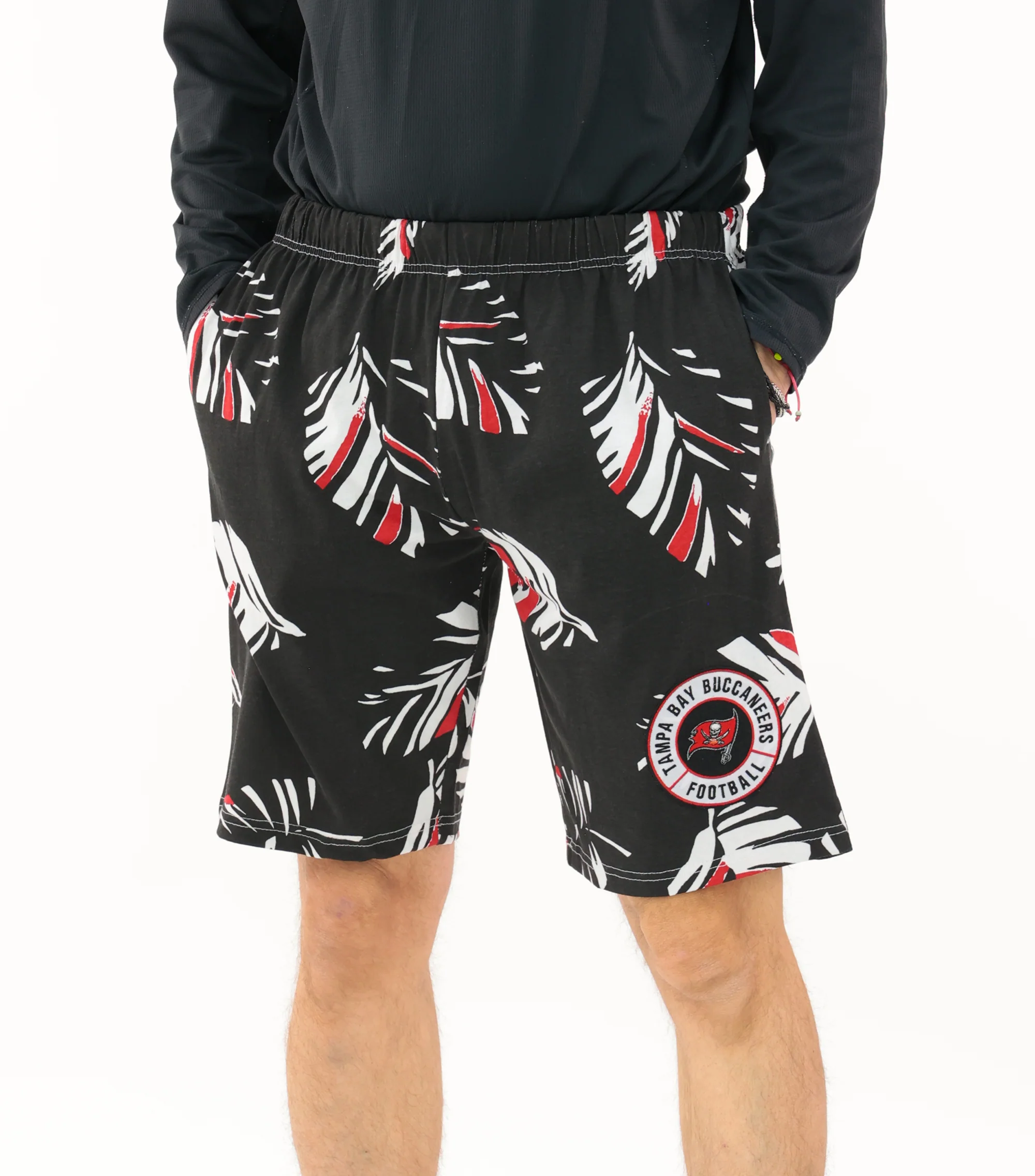 Zubaz NFL Adult Unisex Z88 Embroidered Leaf 3 Team Color Shorts, Tampa Bay Buccaneers - Image 32
