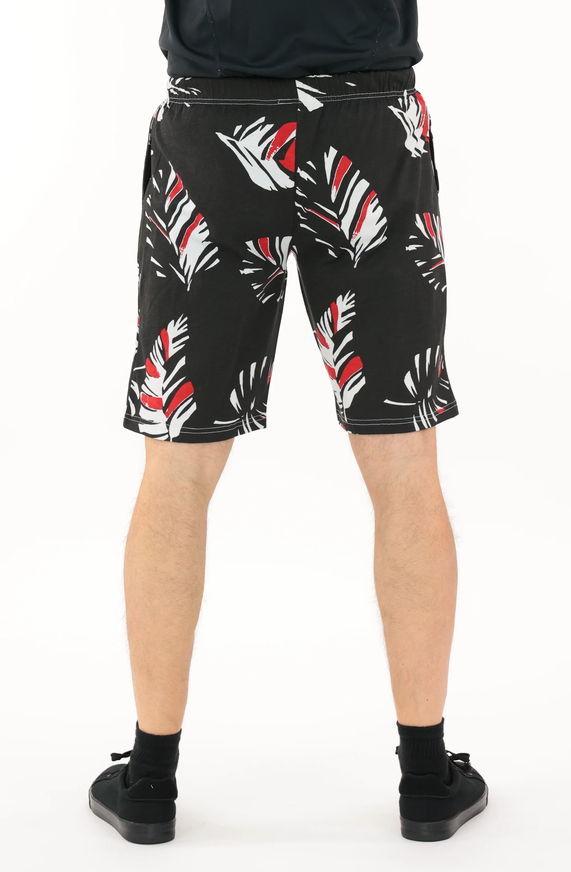 Zubaz NFL Adult Unisex Z88 Embroidered Leaf 3 Team Color Shorts, Tampa Bay Buccaneers - Image 49