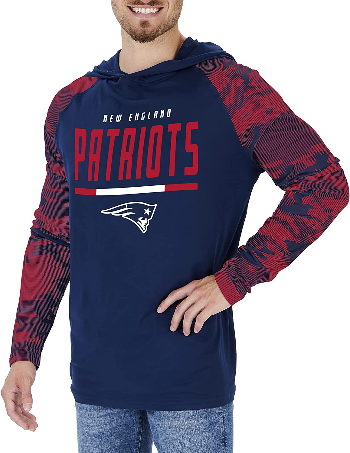 Zubaz NFL Men's Linebacker Camo Line Sleeves Lightweight Hoodie, NEW ENGLAND PATRIOTS