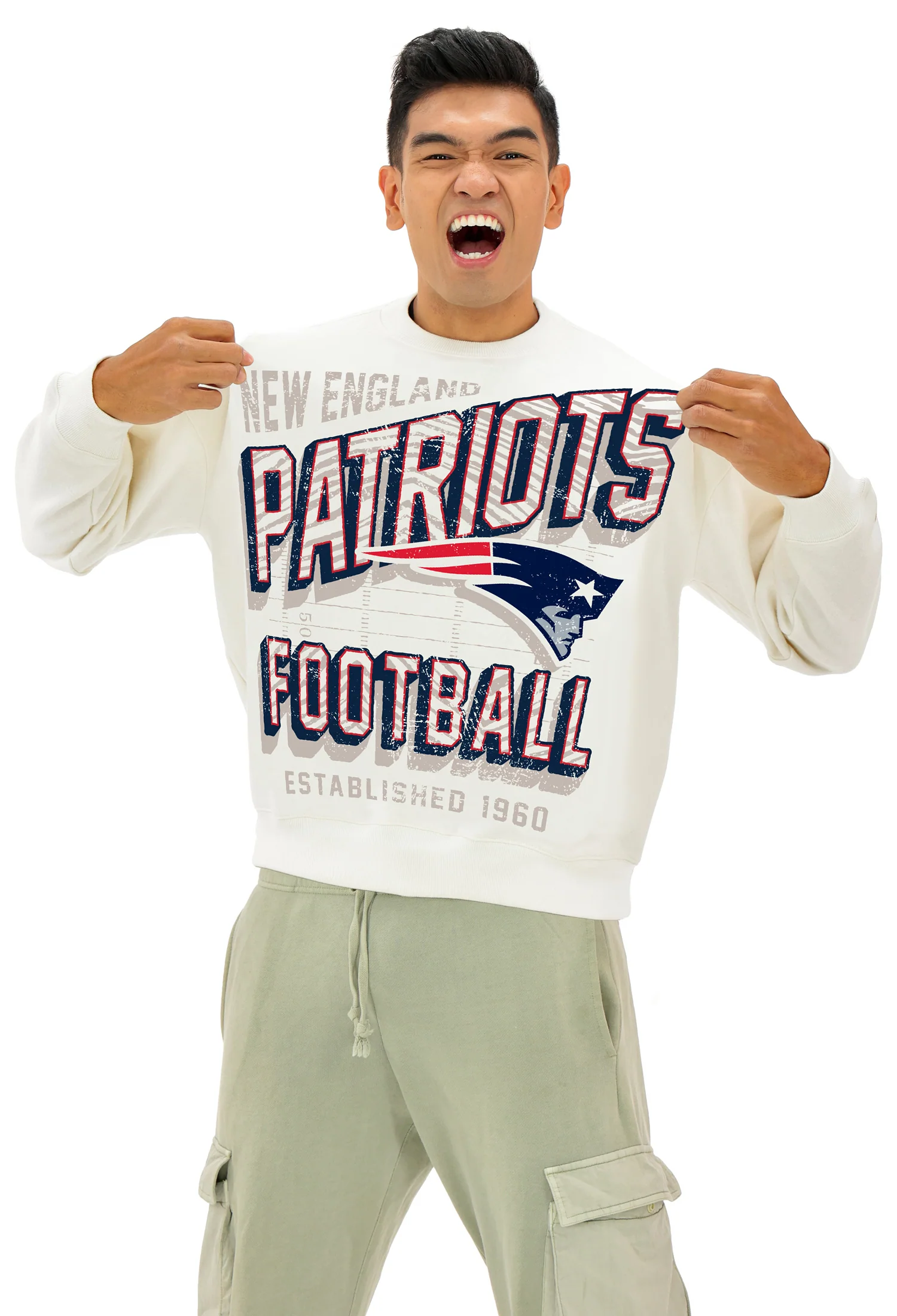 Zubaz NFL UNISEX 90s Vintage First Down Drop Shoulder Crewneck- Off White, NEW ENGLAND PATRIOTS - Image 4