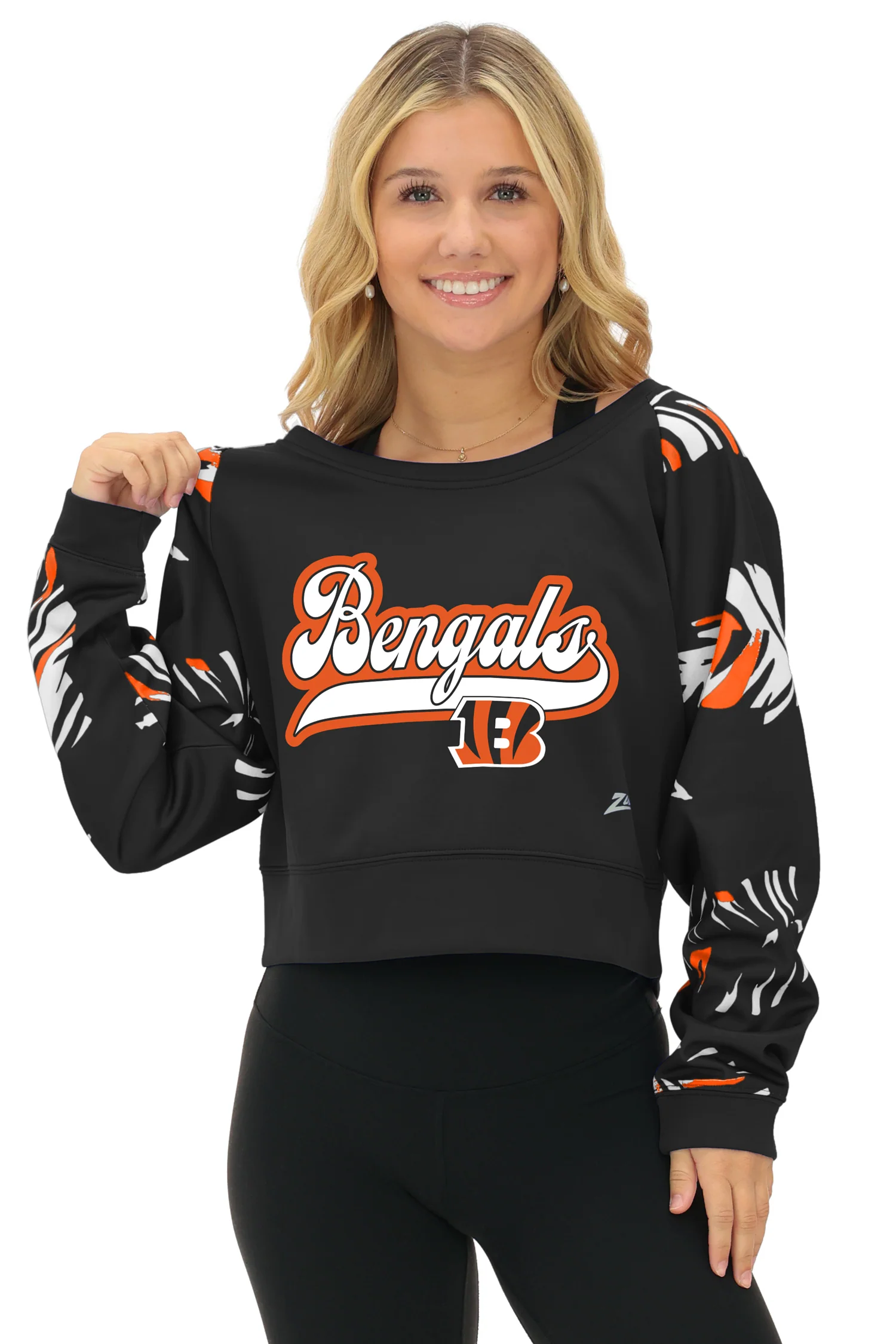 Zubaz NFL Women's Script 3 Color Leaf Boatneck Raglan Crew, CINCINNATI BENGALS - Image 21